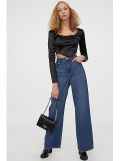 Топ H&M Швеція